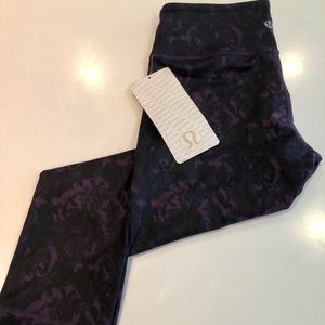 lululemon yoga pants